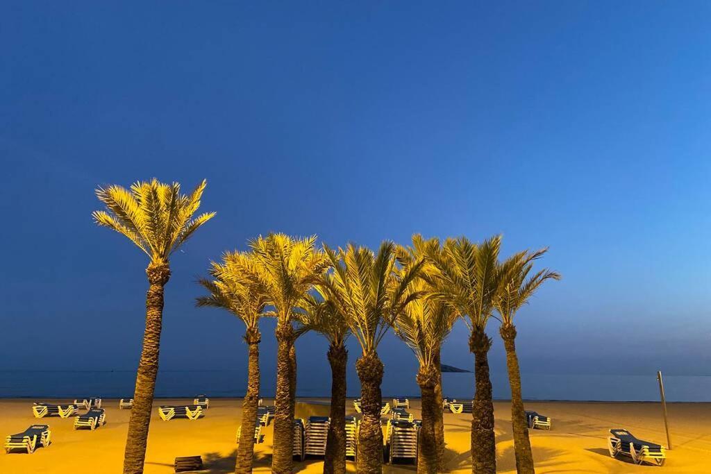 Ideal 1 Benidorm Bagian luar foto