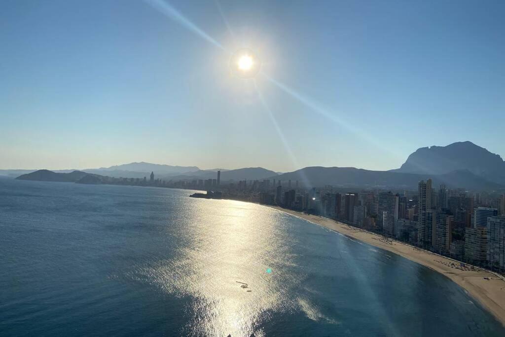Ideal 1 Benidorm Bagian luar foto