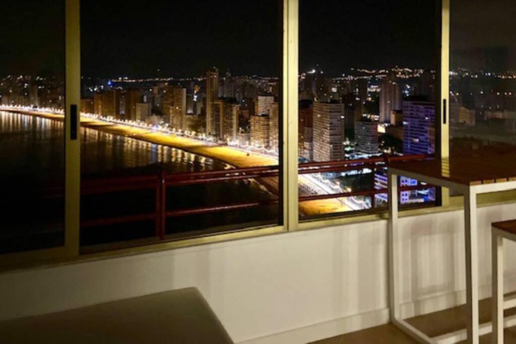 Ideal 1 Benidorm Bagian luar foto